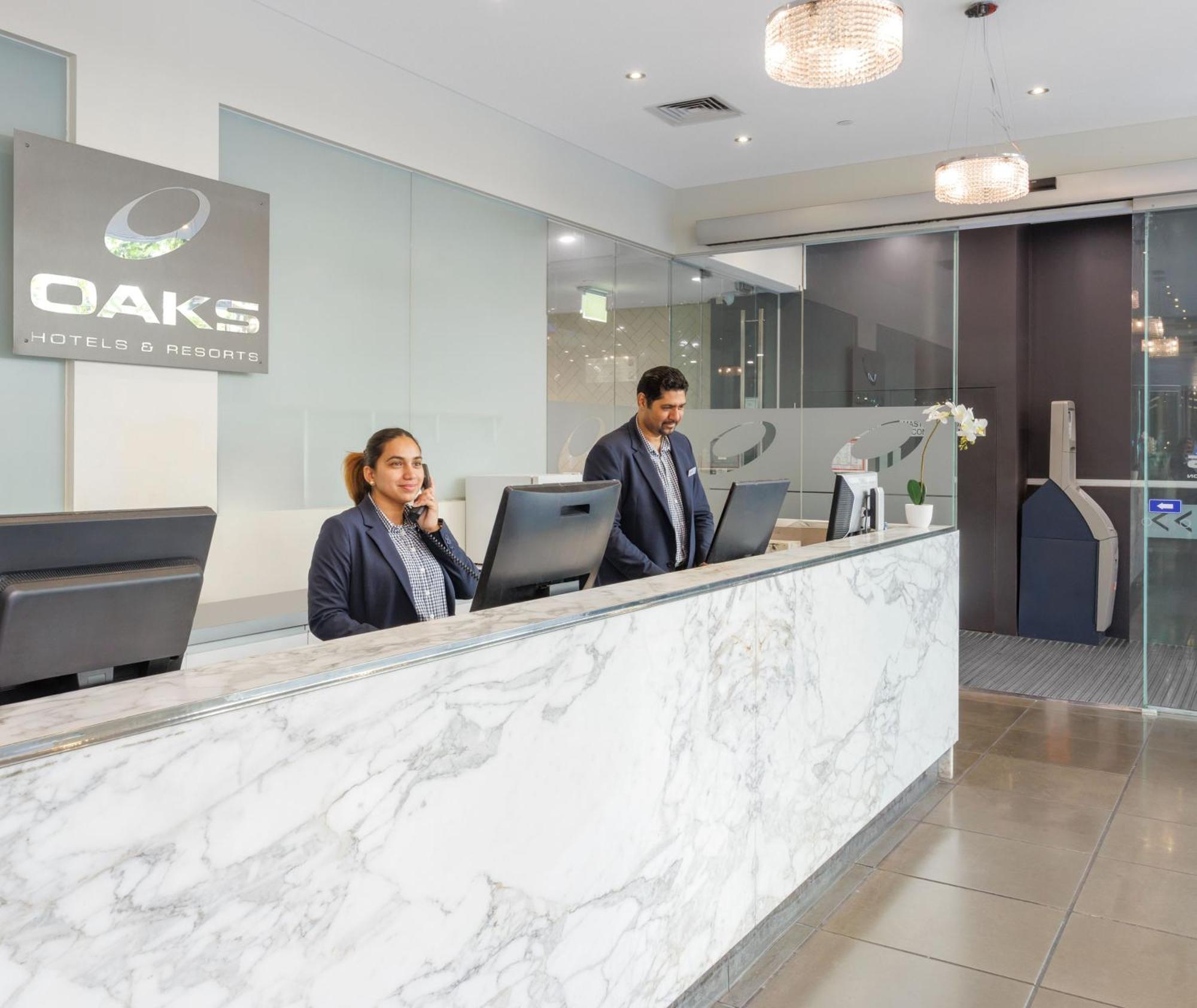 Oaks Melbourne On Collins Suites Exterior foto